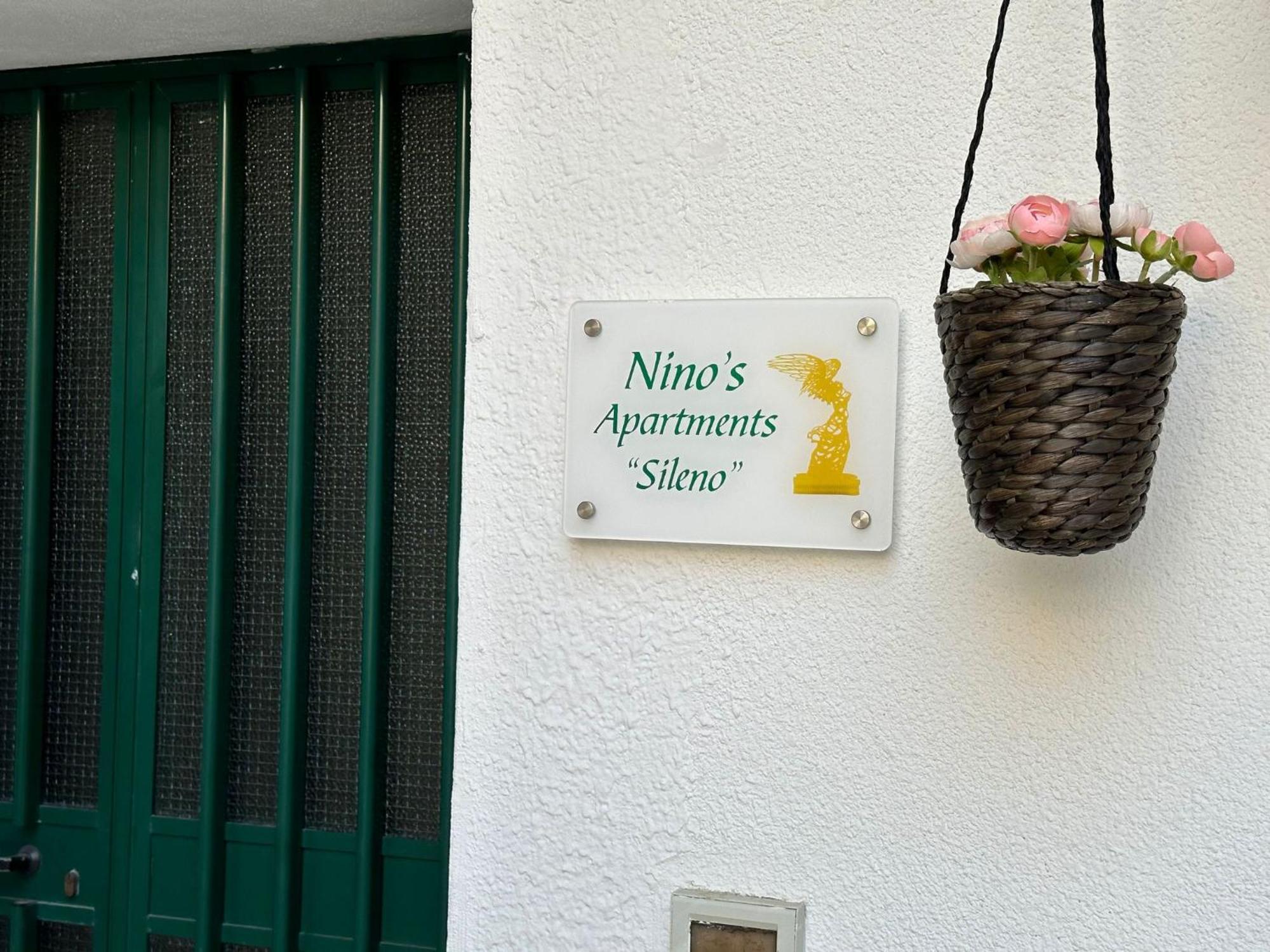 Nino'S Apartments Giardini Naxos Ngoại thất bức ảnh