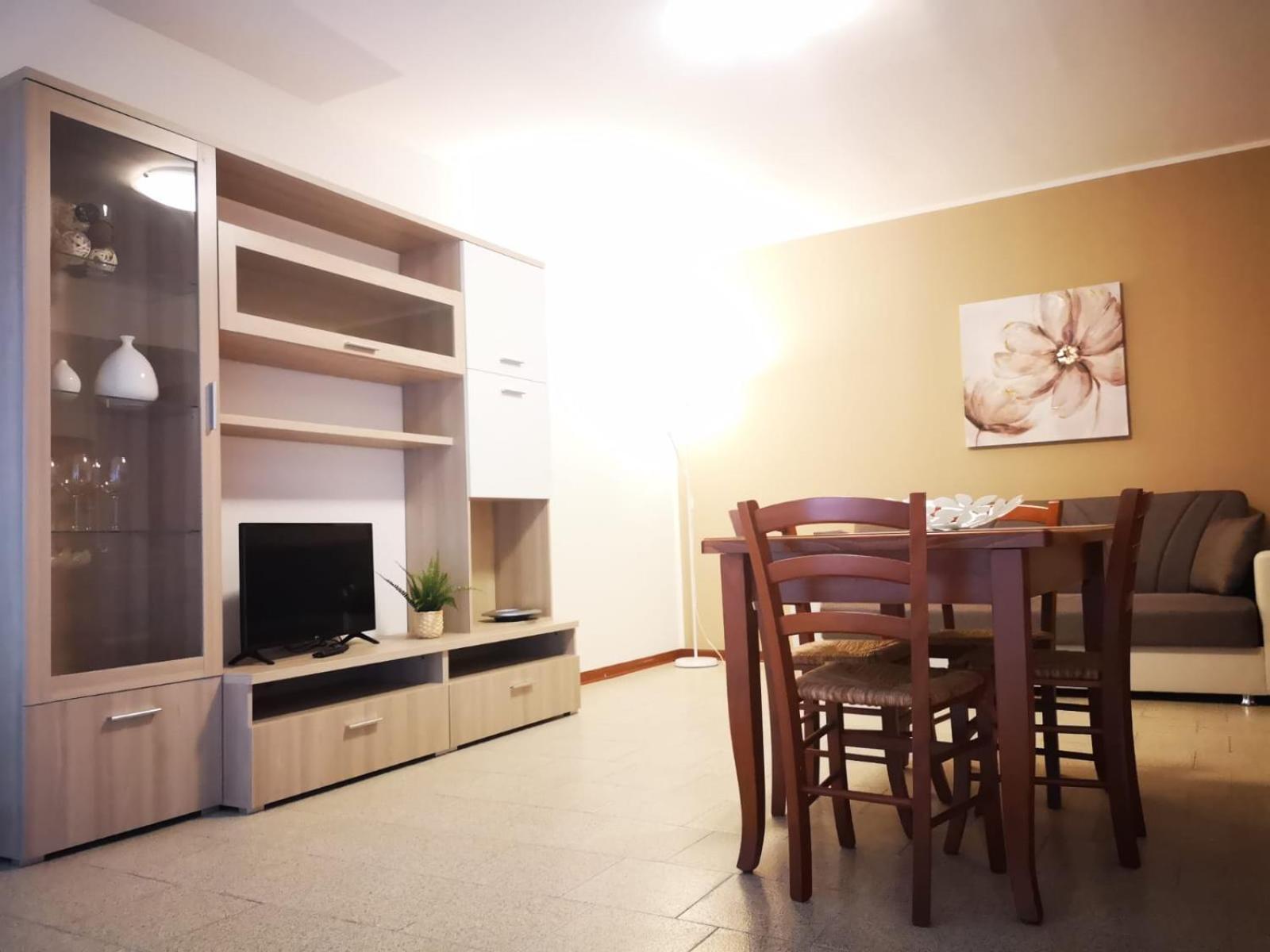 Nino'S Apartments Giardini Naxos Ngoại thất bức ảnh
