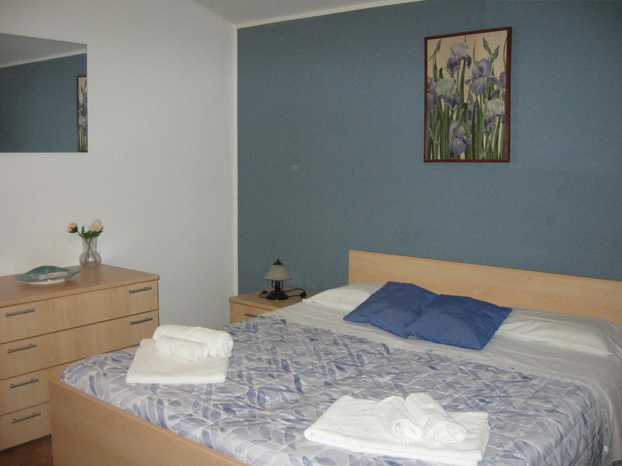 Nino'S Apartments Giardini Naxos Ngoại thất bức ảnh