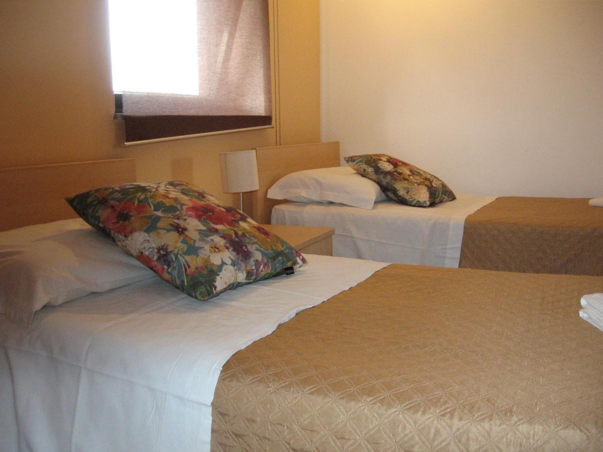 Nino'S Apartments Giardini Naxos Ngoại thất bức ảnh